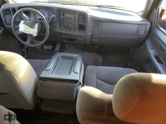 ✅ 2005 Chevrolet Silverado 1500 LS • VIN: 1GCEK19V15E228779 • Lot: 48576275. Wystawiony na Copart z przebiegiem Nie podano mil. Skorzystaj z bezpłatnego archiwum sprzedaży aukcyjnych z USA i zobacz szczegółowy raport historii pojazdu na DreamBid. Zdjęcie 8.