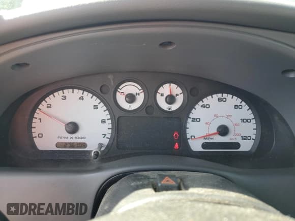 ✅ 2005 Ford Ranger XL • VIN: 1FTYR14U65PA45583 • Лот: 82071465. Опубликован ранее на Copart с пробегом 276 109 миль. Бесплатный доступ к архиву аукционных продаж из США и подробный отчёт об истории автомобиля на DreamBid. Изображение 9.