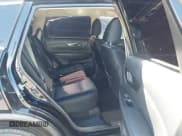 ✅ 2017 Nissan Rogue SV • VIN: JN8AT2MT5HW144572 • Lot: 43812229. Wystawiony na IAAI z przebiegiem 73 896 mil. Bezpłatny archiwum sprzedaży aukcyjnych z USA i szczegółowy raport historii pojazdu na DreamBid. Zdjęcie 8.