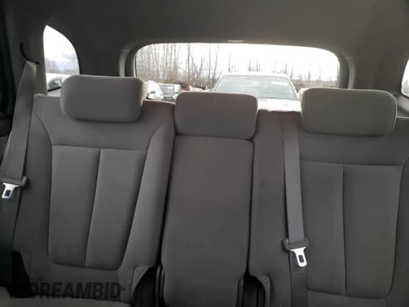 ✅ 2009 Hyundai Santa Fe Limited • VIN: 5NMSH73E09H234119 • Lot: 85303714. Listed on Copart with 143,110 mi. Free auction sales archive from the USA and detailed vehicle history report at DreamBid. Image 10.