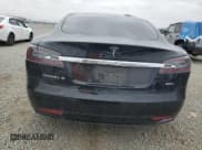 ✅ 2019 Tesla Model S 75D • VIN: 5YJSA1E25KF299740 • Lot: 55821595. Wystawiony na Copart z przebiegiem 140 385 mil. Bezpłatny archiwum sprzedaży aukcyjnych z USA i szczegółowy raport historii pojazdu na DreamBid. Zdjęcie 6.
