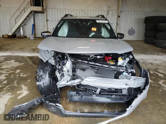 ✅ 2025 Subaru Forester Premium • VIN: JF2SLDBC2SH542284 • Lot: 56413575. Listed on Copart with 740 mi. Free auction sales archive from the USA and detailed vehicle history report at DreamBid. Image 5.