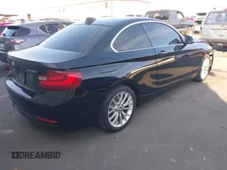 ✅ 2014 BMW 2 Series 228i • VIN: WBA1F5C5XEV246004 • Lot: 43578244. Wystawiony na IAAI z przebiegiem 114 339 mil. Bezpłatny archiwum sprzedaży aukcyjnych z USA i szczegółowy raport historii pojazdu na DreamBid. Zdjęcie 4.