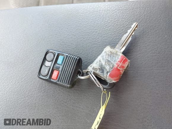 ✅ 2004 Ford Explorer XLT • VIN: 1FMZU73K34UA37992 • Lot: 42346103. Wystawiony na IAAI z przebiegiem 192 043 mil. Bezpłatny archiwum sprzedaży aukcyjnych z USA i szczegółowy raport historii pojazdu na DreamBid. Zdjęcie 11.