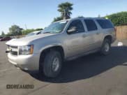 ✅ 2007 Chevrolet Suburban Commercial • VIN: 3GNGK26K97G241310 • Lot: 54781155. Wystawiony na Copart z przebiegiem 166 355 mil. Bezpłatny archiwum sprzedaży aukcyjnych z USA i szczegółowy raport historii pojazdu na DreamBid. Zdjęcie 1.