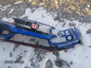 ✅ 2018 Honda Civic Type R Touring • VIN: SHHFK8G7XJU201718 • Lot: 41380513. Wystawiony na IAAI z przebiegiem 98 962 mil. Bezpłatny archiwum sprzedaży aukcyjnych z USA i szczegółowy raport historii pojazdu na DreamBid. Zdjęcie 12.