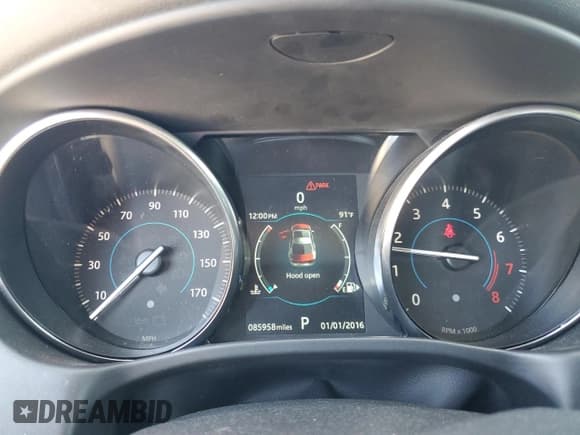 ✅ 2019 Jaguar XE 25t • VIN: SAJAS4FX3KCP52580 • Lot: 77914654. Wystawiony na Copart z przebiegiem 85 958 mil. Bezpłatny archiwum sprzedaży aukcyjnych z USA i szczegółowy raport historii pojazdu na DreamBid. Zdjęcie 9.