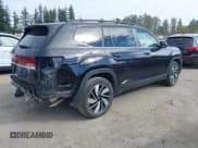 ✅ 2024 Volkswagen Atlas SE • VIN: 1V2JR2CA1RC561621 • Лот: 43316615. Опубликован ранее на IAAI с пробегом 43 224 миль. Бесплатный доступ к архиву аукционных продаж из США и подробный отчёт об истории автомобиля на DreamBid. Изображение 4.