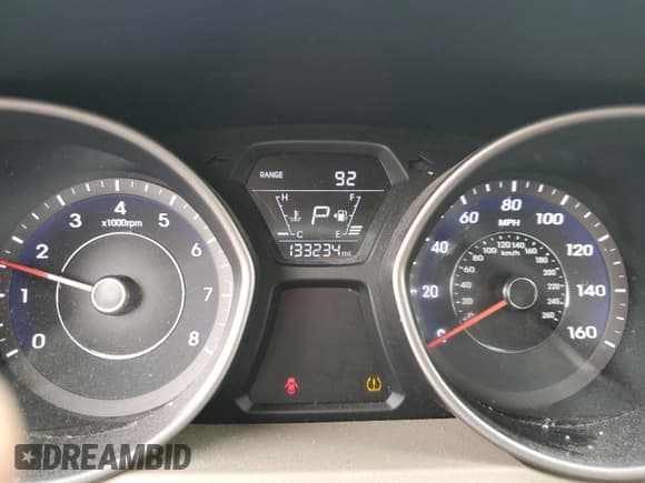 ✅ 2016 Hyundai Elantra SE • VIN: 5NPDH4AE9GH795512 • Lot: 90695855. Listed on Copart with 133,234 mi. Free auction sales archive from the USA and detailed vehicle history report at DreamBid. Image 9.