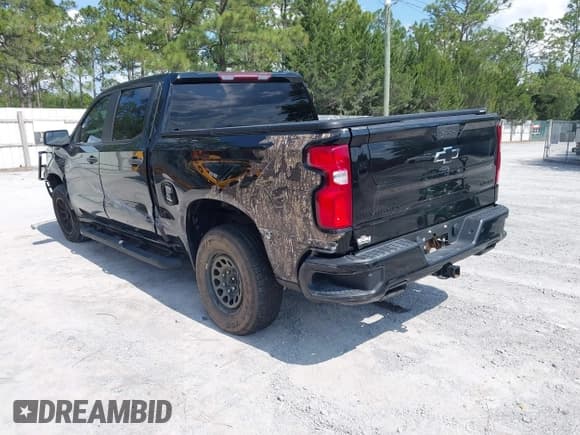 ✅ 2021 Chevrolet Silverado 1500 Custom Trail Boss • VIN: 3GCPYCEL3MG422938 • Lot: 42280311. Wystawiony na IAAI z przebiegiem 49 708 mil. Bezpłatny archiwum sprzedaży aukcyjnych z USA i szczegółowy raport historii pojazdu na DreamBid. Zdjęcie 3.