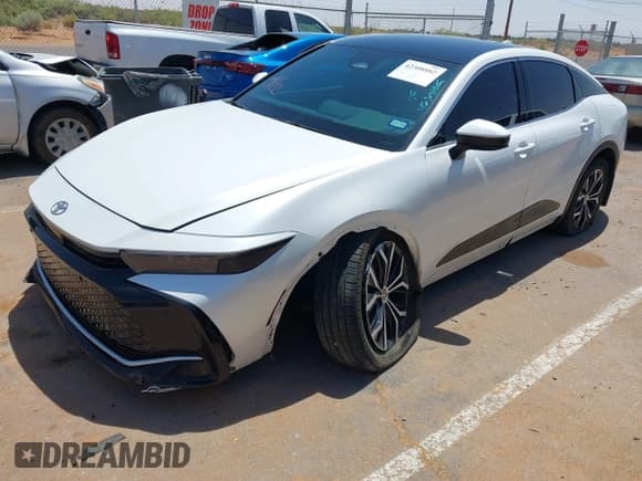 ✅ 2023 Toyota Crown XLE • VIN: JTDAAAAF9P3001201 • Lot: 42308882. Listed on IAAI with 45,046 mi. Free auction sales archive from the USA and detailed vehicle history report at DreamBid. Image 17.