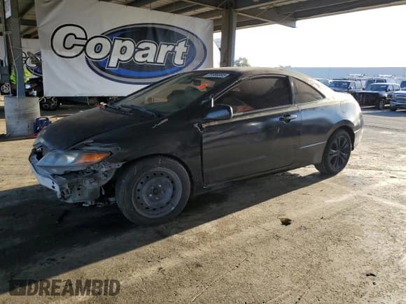 ✅ 2008 Honda Civic LX • VIN: 2HGFG12618H539152 • Lot: 91886865. Listed on Copart with 239,207 mi. Free auction sales archive from the USA and detailed vehicle history report at DreamBid. Image 1.