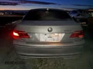 ✅ 2006 BMW 7 Series 750i • VIN: WBAHL83536DT05152 • Лот: 95474505. Опубликован ранее на Copart с пробегом 106 153 миль. Бесплатный доступ к архиву аукционных продаж из США и подробный отчёт об истории автомобиля на DreamBid. Изображение 6.