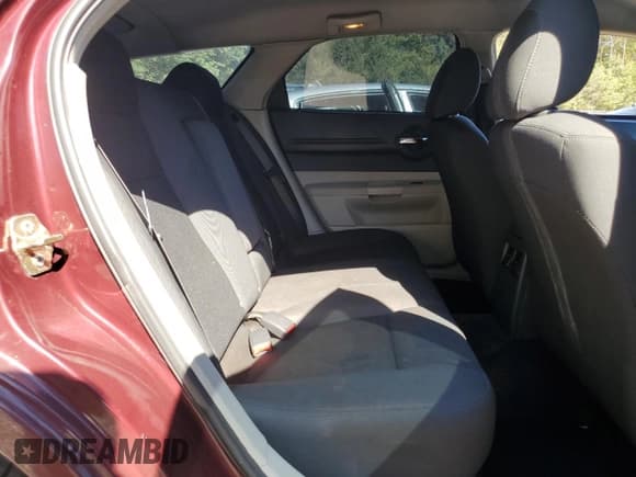 ✅ 2006 Dodge Magnum • VIN: 2D4FV47T86H461425 • Lot: 85132795. Wystawiony na Copart z przebiegiem 271 757 mil. Bezpłatny archiwum sprzedaży aukcyjnych z USA i szczegółowy raport historii pojazdu na DreamBid. Zdjęcie 10.