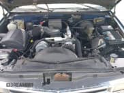 ✅ 1998 Chevrolet Suburban • VIN: 1GNEC16R5WJ301978 • Lot: 43262068. Listed on IAAI with 174,880 mi. Free auction sales archive from the USA and detailed vehicle history report at DreamBid. Image 10.