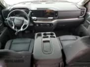 ✅ 2024 Chevrolet Silverado 1500 • VIN: 1GCPADE87RZ222478 • Лот: 41459975. Опубликован ранее на Copart с пробегом Не указан. Бесплатный доступ к архиву аукционных продаж из США и подробный отчёт об истории автомобиля на DreamBid. Изображение 8.