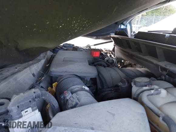 ✅ 2019 Chevrolet Silverado 1500 LT Trail Boss • VIN: 3GCPYFED0KG188202 • Lot: 43334756. Wystawiony na IAAI z przebiegiem 124 605 mil. Bezpłatny archiwum sprzedaży aukcyjnych z USA i szczegółowy raport historii pojazdu na DreamBid. Zdjęcie 10.