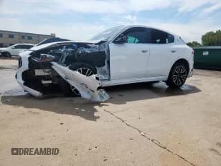 ✅ 2023 Maserati Grecale GT • VIN: ZN682AVA3P7427614 • Lot: 63973205. Wystawiony na Copart z przebiegiem 26 174 mil. Bezpłatny archiwum sprzedaży aukcyjnych z USA i szczegółowy raport historii pojazdu na DreamBid. Zdjęcie 1.