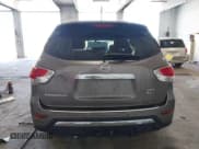 ✅ 2014 Nissan Pathfinder SV • VIN: 5N1AR2MM8EC677978 • Lot: 42226299. Listed on IAAI with 159,939 mi. Free auction sales archive from the USA and detailed vehicle history report at DreamBid. Image 16.