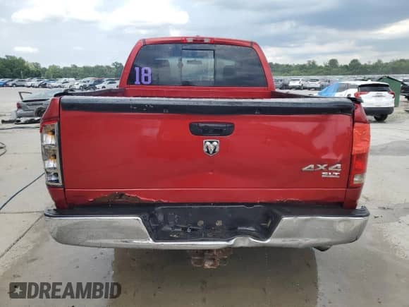 2006 Dodge 1500 Laramie z VIN 1D7HU18216S573270, wystawiony jako Copart lot #62885405 z przebiegiem 199 766 mil mil oraz Szkoda całkowita • Salvage title. Historia ofert i sprzedaży dostępna na DreamBid. Obrazek 6.