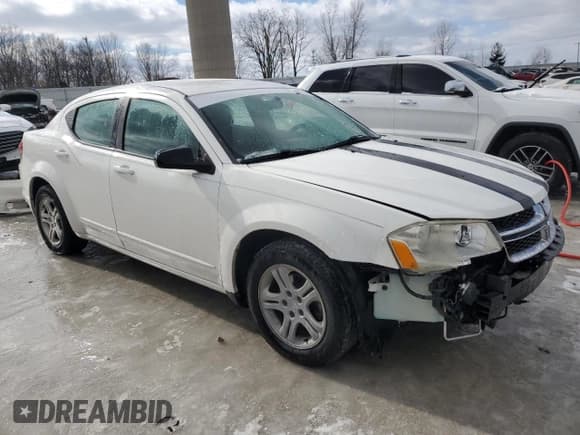 ✅ 2011 Dodge Avenger Express • VIN: 1B3BD4FBXBN528732 • Лот: 44572245. Опубликован ранее на Copart с пробегом 144 921 миль. Бесплатный доступ к архиву аукционных продаж из США и подробный отчёт об истории автомобиля на DreamBid. Изображение 4.