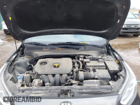 ✅ 2020 Kia Forte GT-Line • VIN: 3KPF34AD7LE137426 • Lot: 43793757. Wystawiony na IAAI z przebiegiem 45 840 mil. Bezpłatny archiwum sprzedaży aukcyjnych z USA i szczegółowy raport historii pojazdu na DreamBid. Zdjęcie 10.