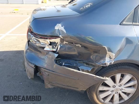 ✅ 2010 Hyundai Sonata GLS • VIN: 5NPET4AC4AH656462 • Лот: 41369580. Опубликован ранее на IAAI с пробегом 165 708 миль. Бесплатный доступ к архиву аукционных продаж из США и подробный отчёт об истории автомобиля на DreamBid. Изображение 6.