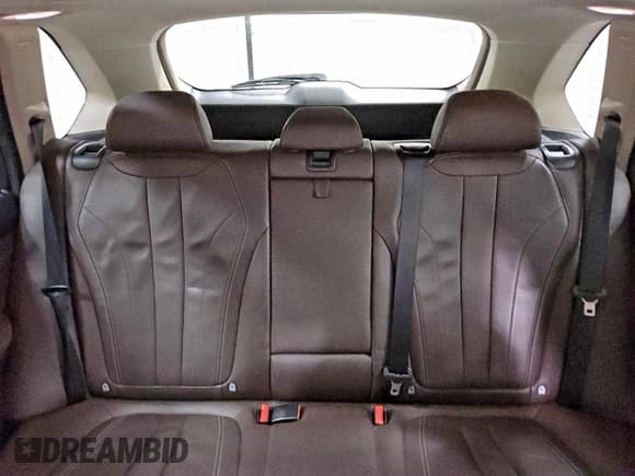 ✅ 2015 BMW X5 xDrive35i • VIN: 5UXKR0C53F0K67615 • Лот: 93989435. Опубликован ранее на Copart с пробегом 179 071 миль. Бесплатный доступ к архиву аукционных продаж из США и подробный отчёт об истории автомобиля на DreamBid. Изображение 10.