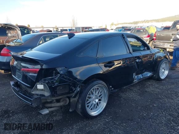 ✅ 2024 Honda Civic Si • VIN: 2HGFE1E59RH476358 • Лот: 43693446. Опубликован ранее на IAAI с пробегом 28 234 миль. Бесплатный доступ к архиву аукционных продаж из США и подробный отчёт об истории автомобиля на DreamBid. Изображение 4.