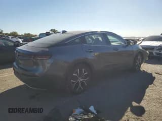 ✅ 2023 Toyota Crown XLE • VIN: JTDAAAAF4P3015815 • Лот: 75398284. Опубликован ранее на Copart с пробегом Не указан. Бесплатный доступ к архиву аукционных продаж из США и подробный отчёт об истории автомобиля на DreamBid. Изображение 3.