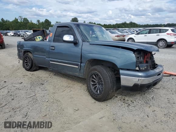 ✅ 2006 Chevrolet Silverado 1500 LS • VIN: 1GCEC14T46E243734 • Лот: 70034064. Опубликован ранее на Copart с пробегом Не указан. Бесплатный доступ к архиву аукционных продаж из США и подробный отчёт об истории автомобиля на DreamBid. Изображение 4.