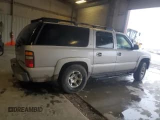 ✅ 2005 Chevrolet Suburban LT • VIN: 3GNEC16Z45G146274 • Лот: 44751375. Опубликован ранее на Copart с пробегом 249 658 миль. Бесплатный доступ к архиву аукционных продаж из США и подробный отчёт об истории автомобиля на DreamBid. Изображение 3.