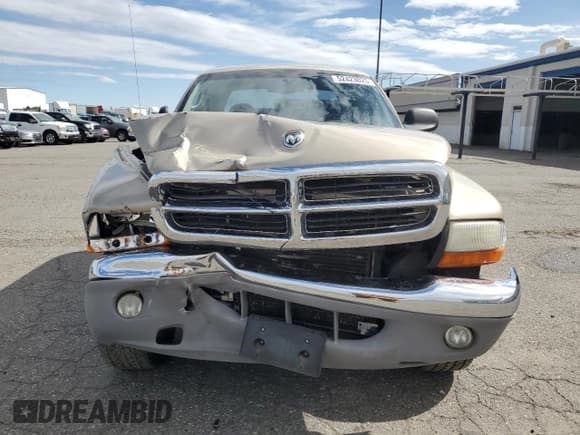 ✅ 2004 Dodge Dakota SLT • VIN: 1D7HG48N24S528242 • Lot: 52423025. Wystawiony na Copart z przebiegiem 113 786 mil. Bezpłatny archiwum sprzedaży aukcyjnych z USA i szczegółowy raport historii pojazdu na DreamBid. Zdjęcie 5.