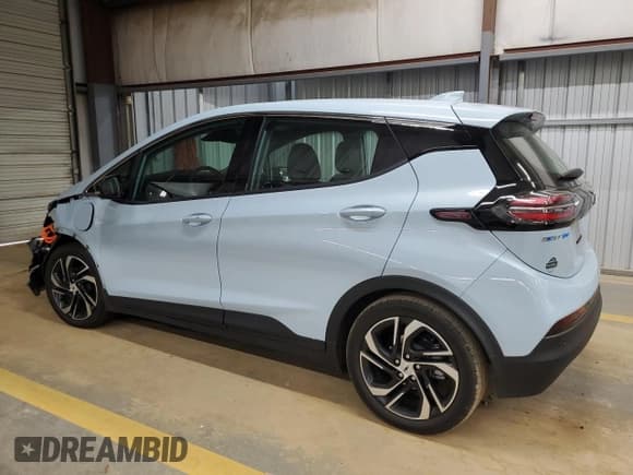 ✅ 2023 Chevrolet Bolt EV 2LT • VIN: 1G1FX6S06P4156139 • Lot: 70036964. Wystawiony na Copart z przebiegiem 9 676 mil. Bezpłatny archiwum sprzedaży aukcyjnych z USA i szczegółowy raport historii pojazdu na DreamBid. Zdjęcie 2.