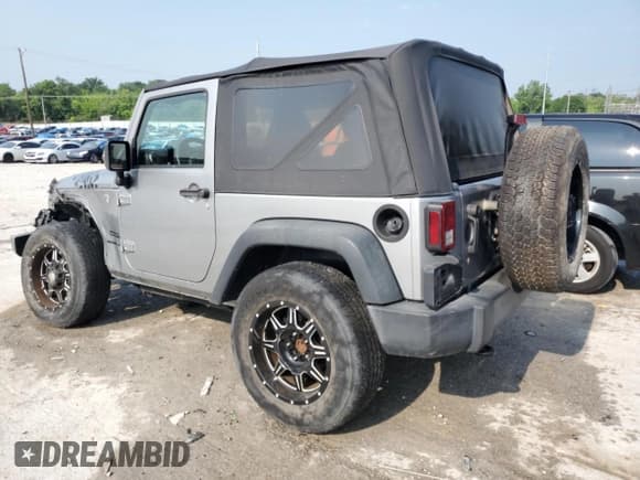 ✅ 2016 Jeep Wrangler Black Bear • VIN: 1C4AJWAG0GL343495 • Lot: 59195235. Wystawiony na Copart z przebiegiem 110 228 mil. Bezpłatny archiwum sprzedaży aukcyjnych z USA i szczegółowy raport historii pojazdu na DreamBid. Zdjęcie 2.