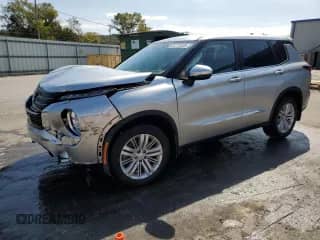 2022 Mitsubishi Outlander ES with VIN JA4J4TA89NZ033218, listed as a Copart auction lot 85114825 with 74,006 mi miles and Clean title. Bid and sale history available at DreamBid. Image 1.