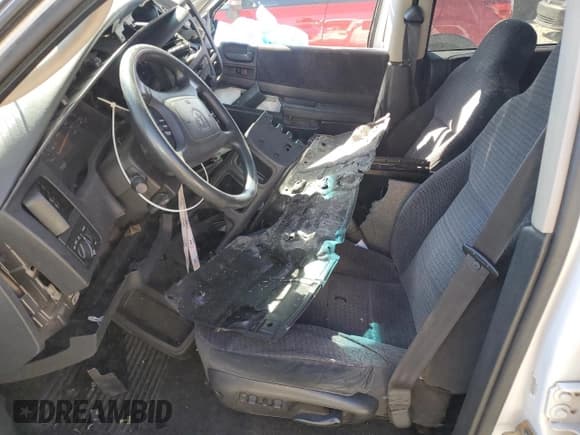 ✅ 2001 Dodge Durango • VIN: 1B4HS28Z01F604316 • Лот: 50384445. Опубликован ранее на Copart с пробегом Не указан. Бесплатный доступ к архиву аукционных продаж из США и подробный отчёт об истории автомобиля на DreamBid. Изображение 7.