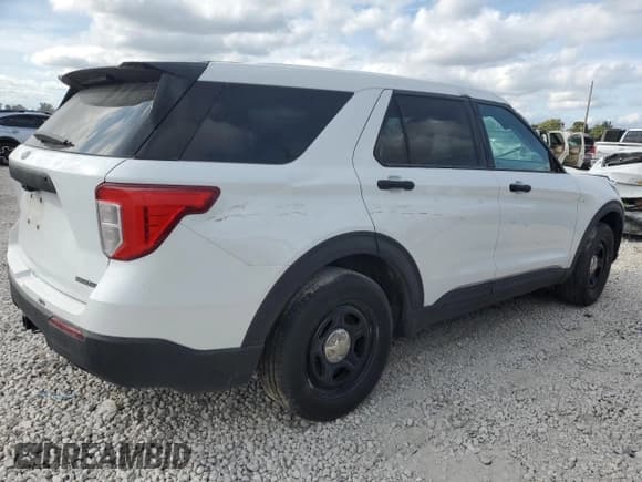 ✅ 2020 Ford Police Interceptor Utility • VIN: 1FM5K8AB1LGD18814 • Лот: 55381725. Опубликован ранее на Copart с пробегом 80 132 миль. Бесплатный доступ к архиву аукционных продаж из США и подробный отчёт об истории автомобиля на DreamBid. Изображение 3.