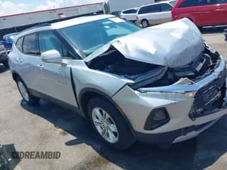 2019 Chevrolet Blazer z VIN 3GNKBDRSXKS690471, wystawiony jako IAAI lot #42783876 z przebiegiem 76 522 mil mil oraz . Historia ofert i sprzedaży dostępna na DreamBid. Obrazek 1.
