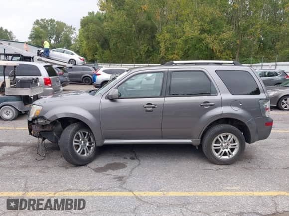 2010 Mercury Mariner Premier с VIN 4M2CN9H70AKJ30462, выставлен на аукционе IAAI как лот 43264181 с пробегом 169 789 миль миль и . История ставок и продаж доступна на DreamBid. Изображение 14.