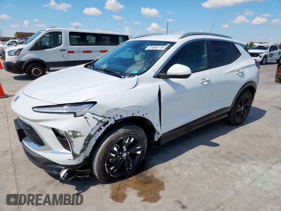 ✅ 2024 Buick Encore GX Sport Touring • VIN: KL4AMDSL1RB165445 • Лот: 81848115. Опубликован ранее на Copart с пробегом 34 208 миль. Бесплатный доступ к архиву аукционных продаж из США и подробный отчёт об истории автомобиля на DreamBid. Изображение 1.