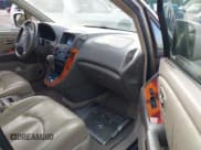 ✅ 2001 Lexus RX 300 • VIN: JTJHF10U910165733 • Lot: 43356064. Listed on IAAI with 300,451 mi. Free auction sales archive from the USA and detailed vehicle history report at DreamBid. Image 5.