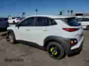 2020 Hyundai Kona SE с VIN KM8K12AA3LU556286, выставлен на аукционе Copart как лот 38999873 с пробегом 21 700 миль миль и . История ставок и продаж доступна на DreamBid. Изображение 2.