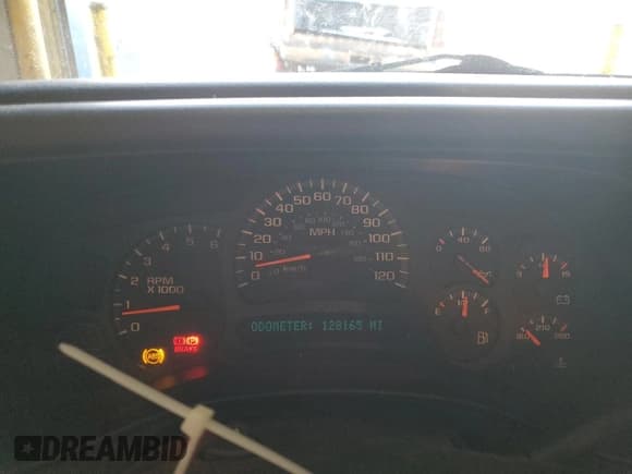 ✅ 2003 GMC Yukon XL SLE • VIN: 1GKFK16Z33J223121 • Lot: 43860105. Wystawiony na Copart z przebiegiem 128 165 mil. Bezpłatny archiwum sprzedaży aukcyjnych z USA i szczegółowy raport historii pojazdu na DreamBid. Zdjęcie 9.