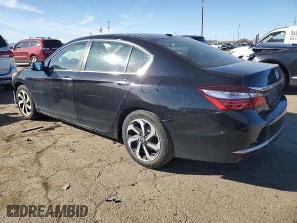 ✅ 2016 Honda Accord EX-L • VIN: 1HGCR2F97GA221766 • Лот: 92361955. Опубликован ранее на Copart с пробегом 61 897 миль. Бесплатный доступ к архиву аукционных продаж из США и подробный отчёт об истории автомобиля на DreamBid. Изображение 2.