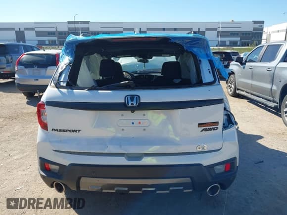 ✅ 2023 Honda Passport TrailSport • VIN: 5FNYF8H63PB017685 • Lot: 43421966. Listed on IAAI with 23,443 mi. Free auction sales archive from the USA and detailed vehicle history report at DreamBid. Image 16.