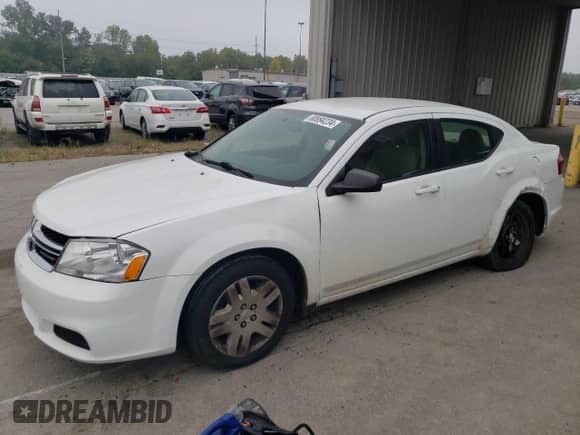 2014 Dodge Avenger SE z VIN 1C3CDZAB5EN126228, wystawiony jako Copart lot #68994234 z przebiegiem 125 437 mil mil oraz Szkoda całkowita • Salvage title. Historia ofert i sprzedaży dostępna na DreamBid. Obrazek 1.