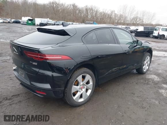 ✅ 2019 Jaguar I-Pace SE • VIN: SADHC2S14K1F71135 • Lot: 41155996. Wystawiony na IAAI z przebiegiem 45 800 mil. Bezpłatny archiwum sprzedaży aukcyjnych z USA i szczegółowy raport historii pojazdu na DreamBid. Zdjęcie 4.