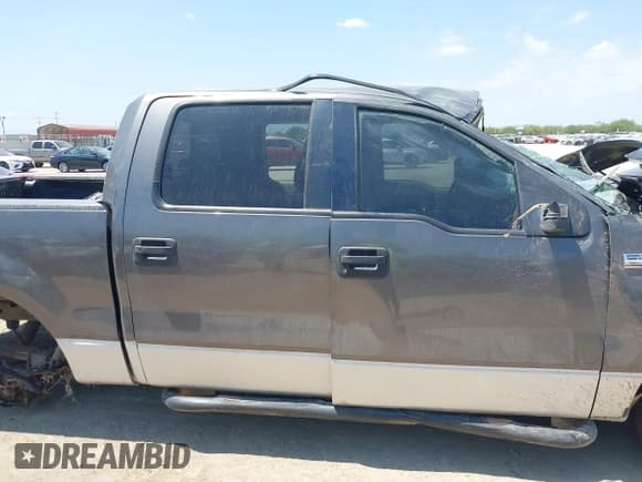 ✅ 2005 Ford F-150 XLT • VIN: 1FTRW12W85FB55154 • Lot: 42968026. Wystawiony na IAAI z przebiegiem 352 163 mil. Bezpłatny archiwum sprzedaży aukcyjnych z USA i szczegółowy raport historii pojazdu na DreamBid. Zdjęcie 14.