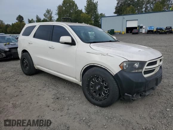 ✅ 2011 Dodge Durango R/T • VIN: 1D4SE6GT3BC682843 • Lot: 85880745. Wystawiony na Copart z przebiegiem 171 254 mil. Bezpłatny archiwum sprzedaży aukcyjnych z USA i szczegółowy raport historii pojazdu na DreamBid. Zdjęcie 4.